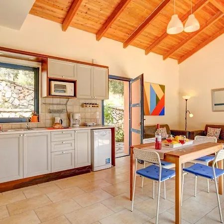 Sleeps 6 Pool Air Con Wifi T604923 سيفوتا