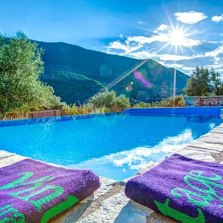 Sleeps 6 Pool Air Con Wifi T604923 * سيفوتا